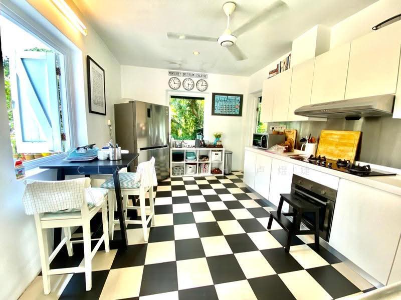 Mount pleasant, Tanglin / Holland / Bukit Timah, 4 Bedrooms, 6,404 sqft, Good Class Bungalow For Rent, by Clare Loh 卢煜婕, 500289054 - Kitchen - PropertyGuru.com.sg