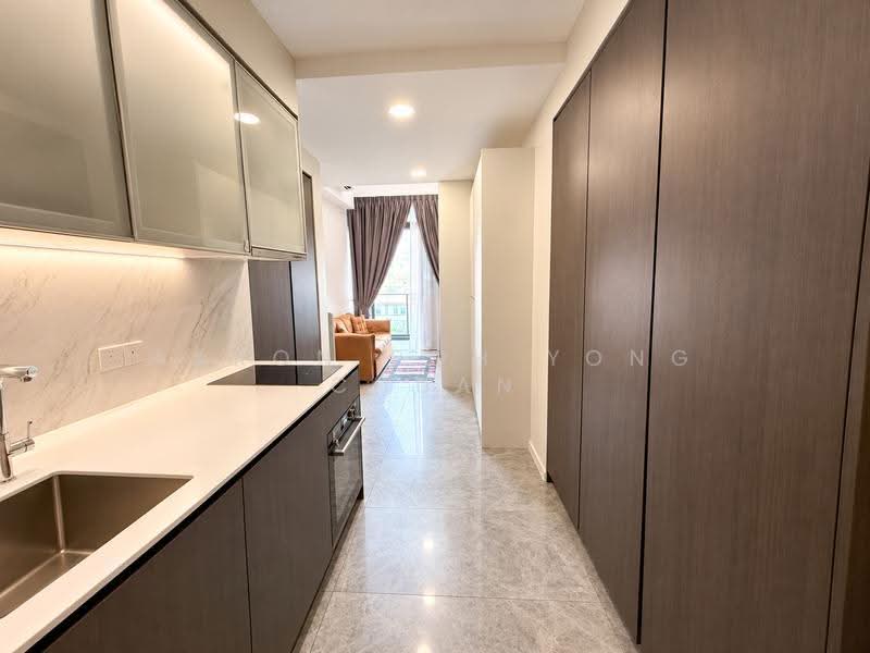 The M, 30 Middle Road, Beach Road / Bugis / Rochor, 1 Bedroom, 452 sqft, Condominium For Sale, by Aaron Poh Yong Chuan, 500289056 - Kitchen - PropertyGuru.com.sg