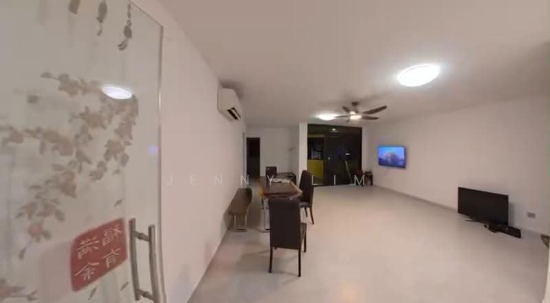 660D Jurong West Street 64, 660D Jurong West Street 64, Boon Lay / Jurong / Tuas, 3 Bedrooms, 1,184 sqft, HDB Flat For Sale, by Jenny Lim, 500289068 - Living Room - PropertyGuru.com.sg