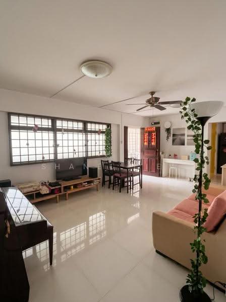 260A Sengkang East Way, 260A Sengkang East Way, Hougang / Punggol / Sengkang, 3 Bedrooms, 969 sqft, HDB Flat For Rent, by Shanel Liew, 500289081 - Living Room - PropertyGuru.com.sg