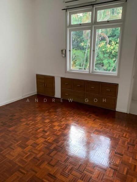 RARE SEMI D | 1KM TAO NAN | SOUTH FACING | 稀有难逢, AA OR REBUILD | WIDE FRONTAGE | REGULAR PLOT | 550M MRT, East Coast / Marine Parade, 4 Bedrooms, 2,000 sqft, Semi-Detached House For Sale, by Andrew Goh, 500289092 - Interior - PropertyGuru.com.sg