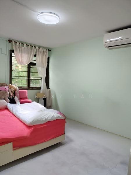 118 Lorong 1 Toa Payoh, 118 Lorong 1 Toa Payoh, Balestier / Toa Payoh, 2 Bedrooms, 700 sqft, HDB Flat For Sale, by Baby Tan, 500289093 - Bedroom - PropertyGuru.com.sg