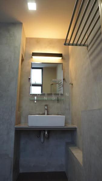 The Waterina, 59 Lorong 40 Geylang, Eunos / Geylang / Paya Lebar, 2 Bedrooms, 1,054 sqft, Apartment For Sale, by Doreen Ng, 500289098 - Bathroom - PropertyGuru.com.sg