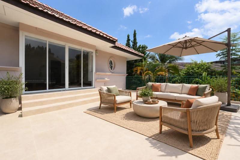 Newly Refurbished Detached House Near Novena MRT, Gentle Drive, Gentle Road, Glistead Road, Newton / Novena, 5 Bedrooms, 7,382 sqft, Detached House For Rent, by Ms. Georgie, 500289101 - Virtually Staged Terrace - PropertyGuru.com.sg