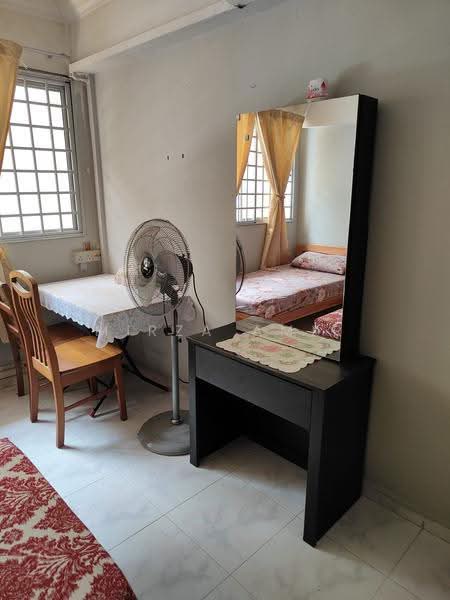 279 Tampines Street 22, 279 Tampines Street 22, Pasir Ris / Tampines, Room Rental, 100 sqft, HDB Flat For Rent, by Mirza Amir, 500289121 - Bedroom - PropertyGuru.com.sg