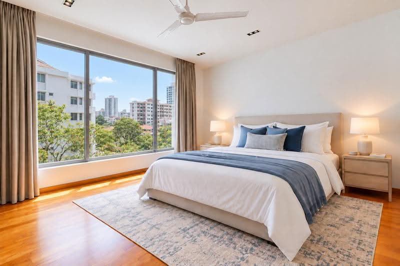 One tree hill, Modern and Contemporary Bungalow for Rent in Prime location, Tanglin / Holland / Bukit Timah, 6 Bedrooms, 6,780 sqft, Bungalow House For Rent, by Clare Loh 卢煜婕, 500289125 - Bedroom - PropertyGuru.com.sg