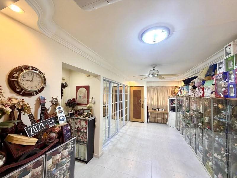 610 Ang Mo Kio Avenue 4, 610 Ang Mo Kio Avenue 4, Ang Mo Kio / Bishan / Thomson, 2 Bedrooms, 731 sqft, HDB Flat For Sale, by Matthew Chan, 500289134 - Cosy & comfortable. Many possibilities! - PropertyGuru.com.sg