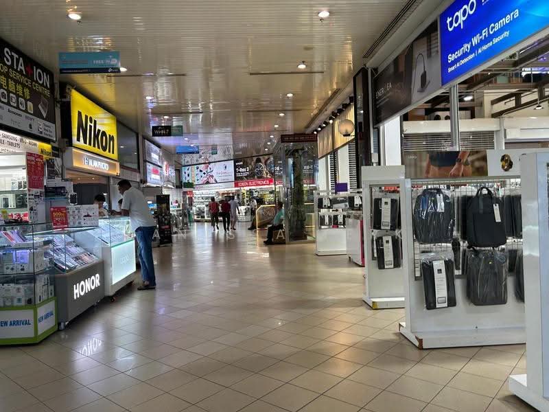Sim Lim Square, 1 Rochor Canal Road, Beach Road / Bugis / Rochor, 331 sqft, Mall Shop For Rent, by Vanessa Terk, 500289141 - CommercialGuru.com.sg