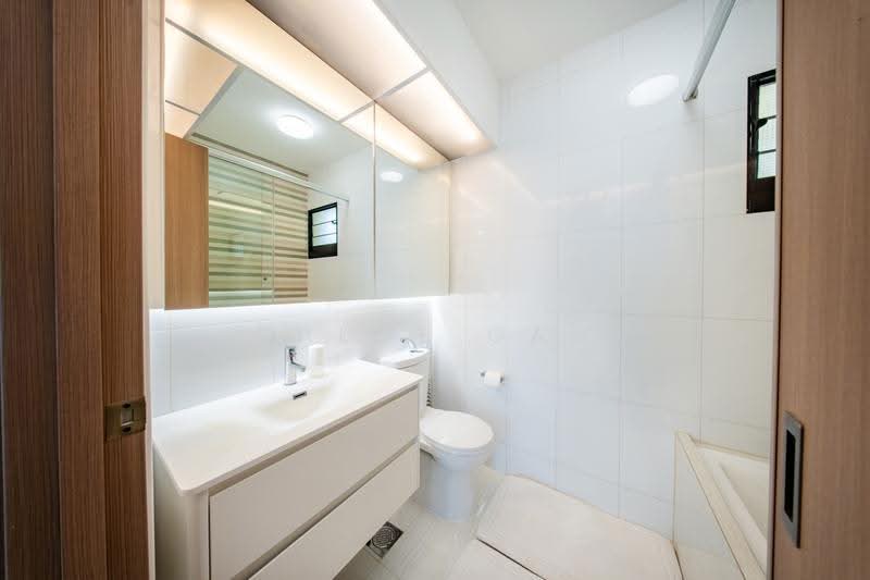 415A Northshore Drive, 415A Northshore Drive, Hougang / Punggol / Sengkang, 4 Bedrooms, 1,324 sqft, HDB Flat For Sale, by Chloe Gan, 500289144 - Bathroom - PropertyGuru.com.sg