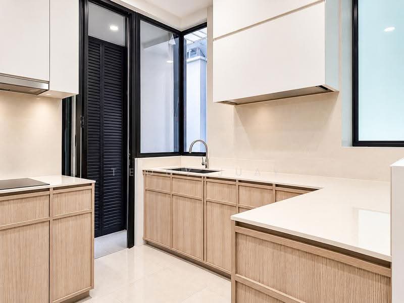 Cavendish Park, 16 Pine Grove, Clementi Park / Upper Bukit Timah, 3 Bedrooms, 1,292 sqft, Condominium For Sale, by Teddy Juay, 500289180 - Kitchen - PropertyGuru.com.sg
