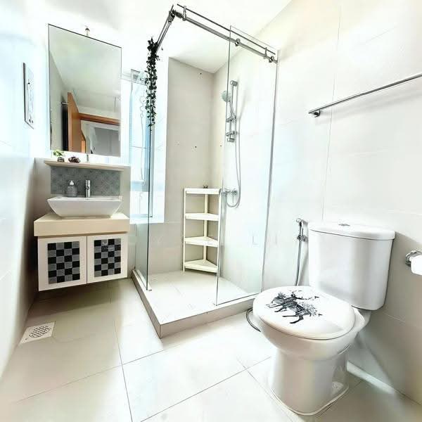 Nova 88, 8 Bhamo Road, Balestier / Toa Payoh, Room Rental, 100 sqft, Apartment For Rent, by Joyce Lim, 500289181 - Bathroom - PropertyGuru.com.sg