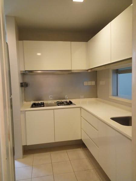 Ferraria Park Condo, 10 Flora Drive, Changi Airport / Changi Village, 3 Bedrooms, 1,023 sqft, Condominium For Rent, by HENNY ROSALIA WIRJAWAN, 500289184 - Kitchen - PropertyGuru.com.sg