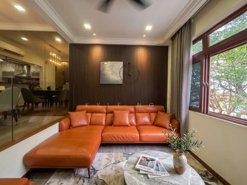 Kew Residencia, Kew Crescent, Bedok / Upper East Coast, 4 Bedrooms, 2,411 sqft, Cluster House For Sale, by Kyle Ng, 500289185 - Living Room - PropertyGuru.com.sg