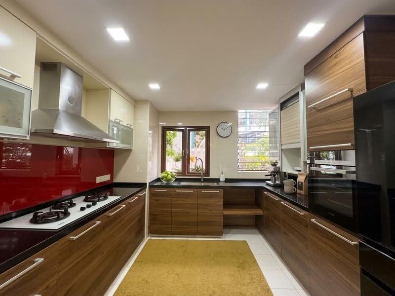 Kew Residencia, Kew Crescent, Bedok / Upper East Coast, 4 Bedrooms, 2,411 sqft, Cluster House For Sale, by Kyle Ng, 500289185 - Kitchen - PropertyGuru.com.sg
