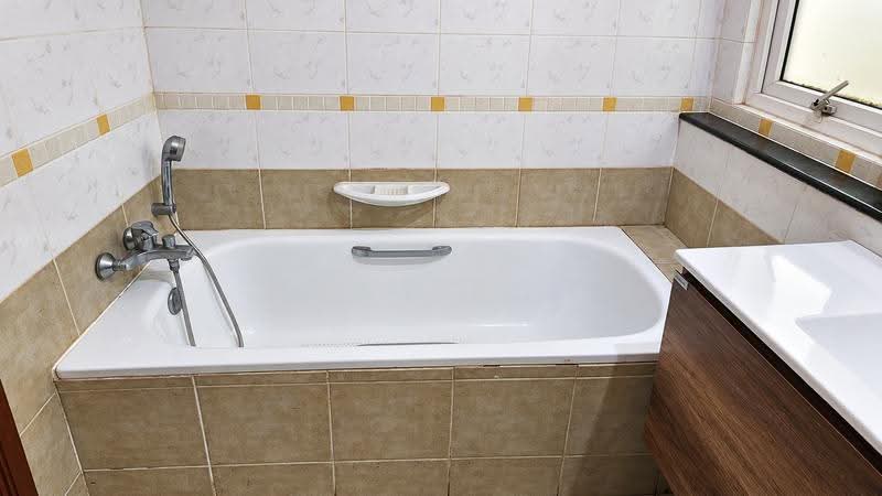 The Floravale, 238 Westwood Avenue, Boon Lay / Jurong / Tuas, 3 Bedrooms, 1,227 sqft, Condominium For Sale, by Joey Koh, 500289196 - Bathroom - PropertyGuru.com.sg