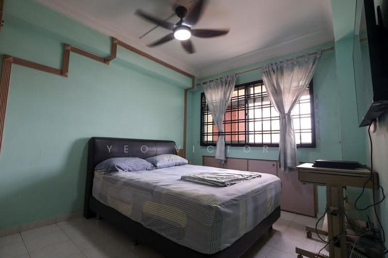 330 Tampines Street 32, 330 Tampines Street 32, Pasir Ris / Tampines, 3 Bedrooms, 1,582 sqft, HDB Flat For Sale, by Yeo Victor, 500289197 - Bedroom - PropertyGuru.com.sg