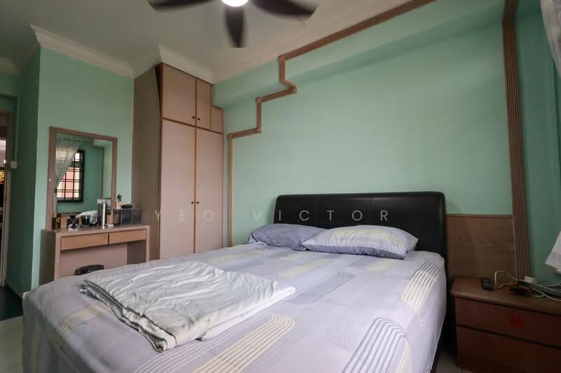 330 Tampines Street 32, 330 Tampines Street 32, Pasir Ris / Tampines, 3 Bedrooms, 1,582 sqft, HDB Flat For Sale, by Yeo Victor, 500289197 - Bedroom - PropertyGuru.com.sg