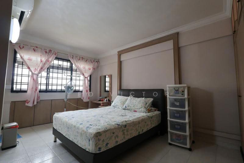 330 Tampines Street 32, 330 Tampines Street 32, Pasir Ris / Tampines, 3 Bedrooms, 1,582 sqft, HDB Flat For Sale, by Yeo Victor, 500289197 - Bedroom - PropertyGuru.com.sg
