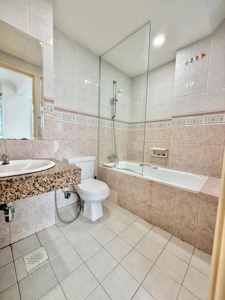 La Crystal, 160 Killiney Road, Orchard / River Valley, 3 Bedrooms, 1,076 sqft, Condominium For Rent, by Jean Koh, 500289199 - PropertyGuru.com.sg