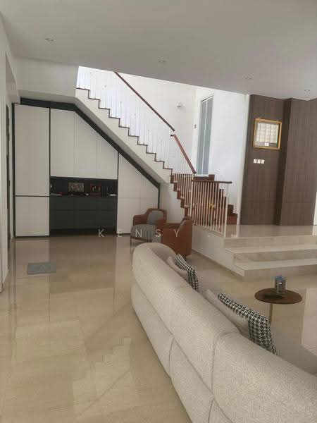 Renovated 3 storey Semi D at Sennett Drive for sale, Sennett Drive, Bedok / Upper East Coast, 5 Bedrooms, 6,000 sqft, Semi-Detached House For Sale, by Kensy ., 500289202 - Living Room - PropertyGuru.com.sg