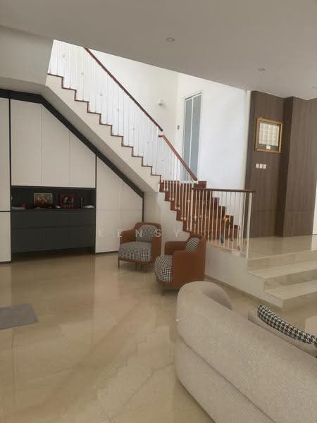 Renovated 3 storey Semi D at Sennett Drive for sale, Sennett Drive, Bedok / Upper East Coast, 5 Bedrooms, 6,000 sqft, Semi-Detached House For Sale, by Kensy ., 500289202 - Living Room - PropertyGuru.com.sg