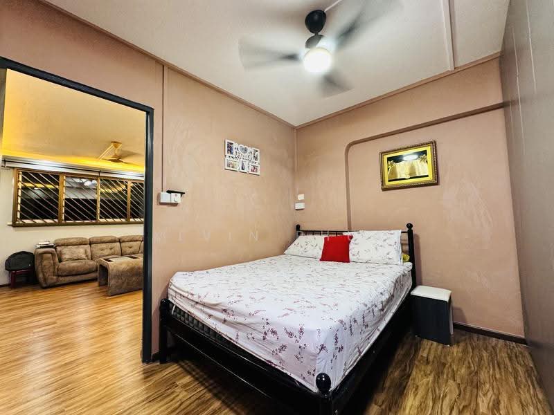 851 Yishun Street 81, 851 Yishun Street 81, Sembawang / Yishun, 3 Bedrooms, 1,119 sqft, HDB Flat For Sale, by Kevin Phua, 500289210 - Bedroom - PropertyGuru.com.sg