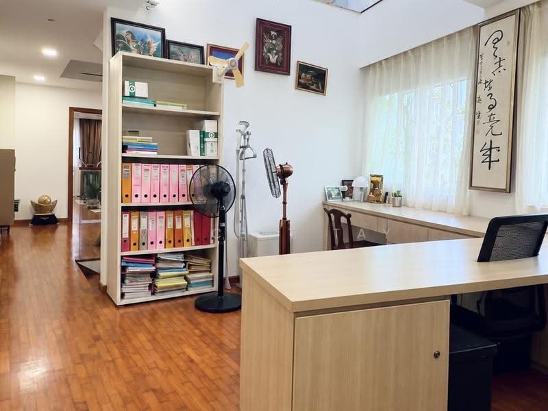 D20 Corner Terrace @ Sembawang Hills Estate, Ang Mo Kio / Bishan / Thomson, 4 Bedrooms, 3,680 sqft, Corner Terrace For Sale, by Vincent Tay, 500289211 - Study - PropertyGuru.com.sg