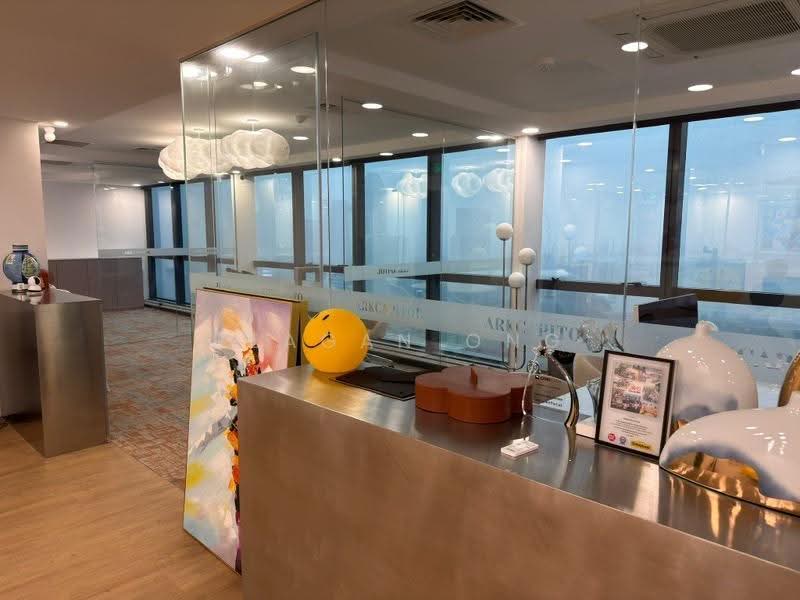 High Street Centre, 1 1, City Hall / Clarke Quay, 1,001 sqft, Office For Sale, by Reagan Ong, 500289220 - CommercialGuru.com.sg