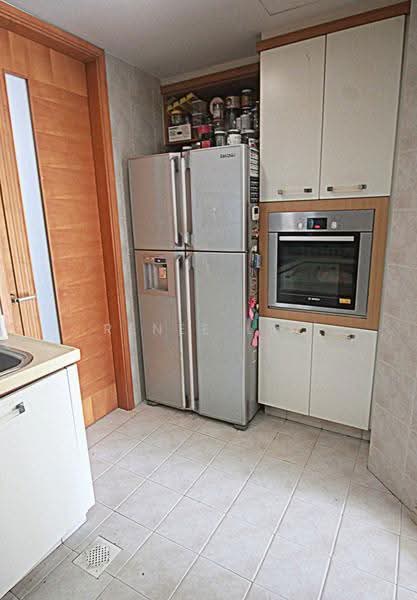 Mutiara View, 11 Jalan Mutiara, Tanglin / Holland / Bukit Timah, 3 Bedrooms, 1,173 sqft, Apartment For Sale, by Renee Lim, 500289223 - Kitchen - PropertyGuru.com.sg