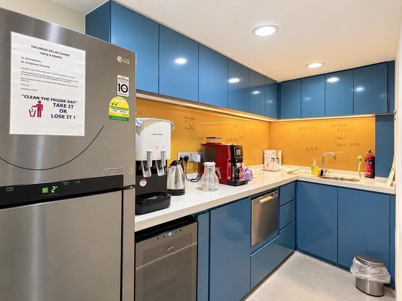Fitted Shophouse Offices @ Amoy, Telok Ayer, Amoy Street, Telok Ayer, Boat Quay, Circular Road, Raffles Place, Boat Quay / Raffles Place / Marina, 1,000 sqft, Office For Rent, by Jane Toh, 500289241 - Kitchen - CommercialGuru.com.sg