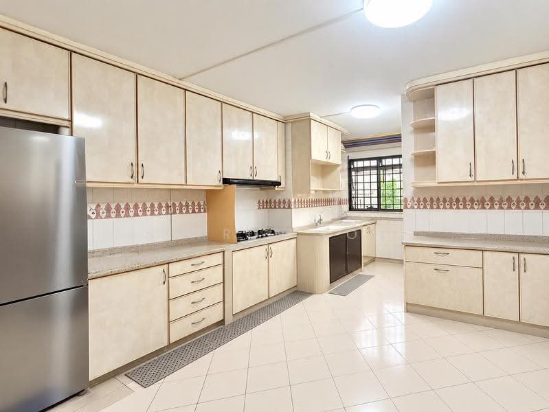548 Hougang Street 51, 548 Hougang Street 51, Hougang / Punggol / Sengkang, 3 Bedrooms, 1,109 sqft, HDB Flat For Sale, by Sharon Koh, 500289249 - Kitchen - PropertyGuru.com.sg