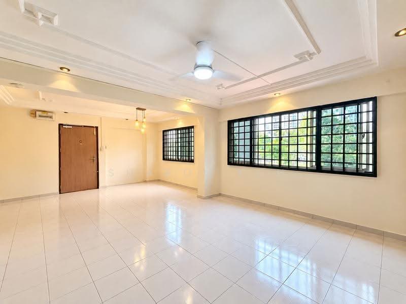 548 Hougang Street 51, 548 Hougang Street 51, Hougang / Punggol / Sengkang, 3 Bedrooms, 1,109 sqft, HDB Flat For Sale, by Sharon Koh, 500289249 - Living Room - PropertyGuru.com.sg