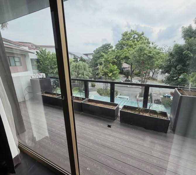 D04 TRANQUIL PREMIUM WATERFRONT LIVING WITH PRIVATE BERTH. POOL & LIFTJEAN 93571119, Sentosa, Harbourfront / Telok Blangah, 5 Bedrooms, 6,300 sqft, Bungalow House For Sale, by Jean Ong, 500289259 - Balcony - PropertyGuru.com.sg