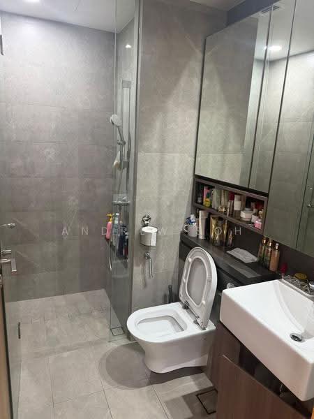 Midwood, 10 Hillview Rise, Dairy Farm / Bukit Panjang / Choa Chu Kang, 2 Bedrooms, 689 sqft, Condominium For Rent, by Andrew Soh, 500289271 - Bathroom - PropertyGuru.com.sg