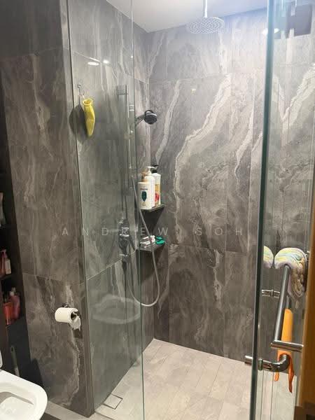 Midwood, 10 Hillview Rise, Dairy Farm / Bukit Panjang / Choa Chu Kang, 2 Bedrooms, 689 sqft, Condominium For Rent, by Andrew Soh, 500289271 - Bathroom - PropertyGuru.com.sg