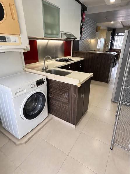 561 Ang Mo Kio Avenue 10, 561 Ang Mo Kio Avenue 10, Ang Mo Kio / Bishan / Thomson, 2 Bedrooms, 732 sqft, HDB Flat For Sale, by Ben Wong, 500289273 - Kitchen - PropertyGuru.com.sg