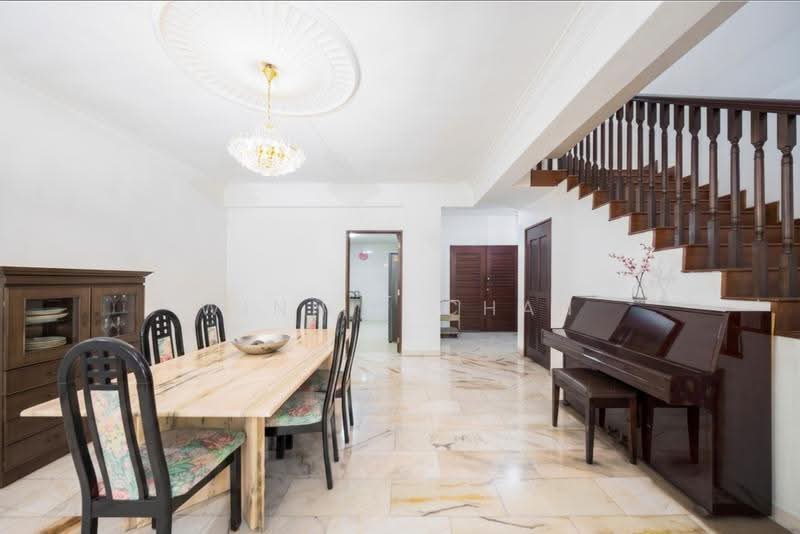 Jalan eunos, Eunos / Geylang / Paya Lebar, 4 Bedrooms, 3,800 sqft, Corner Terrace For Sale, by Winnie Chan, 500289301 - PropertyGuru.com.sg