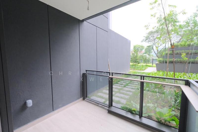 Leedon Green, 32 Leedon Heights, Tanglin / Holland / Bukit Timah, 2 Bedrooms, 775 sqft, Condominium For Sale, by Christopher Kwek, 500289310 - Balcony - PropertyGuru.com.sg