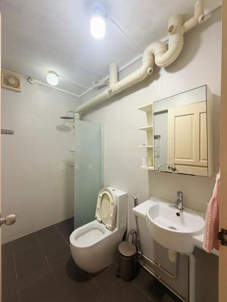 290B Bukit Batok Street 24, 290B Bukit Batok Street 24, Dairy Farm / Bukit Panjang / Choa Chu Kang, 3 Bedrooms, 1,518 sqft, HDB Flat For Sale, by Gary Koh, 500289320 - Bathroom - PropertyGuru.com.sg