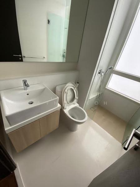 The Sea View, 35 Amber Road, East Coast / Marine Parade, 4 Bedrooms, 1,647 sqft, Condominium For Sale, by Rayner Koh, 500289329 - Bathroom - PropertyGuru.com.sg
