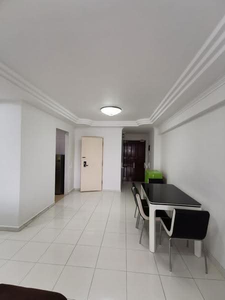 185 Jelebu Road, 185 Jelebu Road, Dairy Farm / Bukit Panjang / Choa Chu Kang, 3 Bedrooms, 1,206 sqft, HDB Flat For Rent, by Jax Lim, 500289331 - Dining Room - PropertyGuru.com.sg
