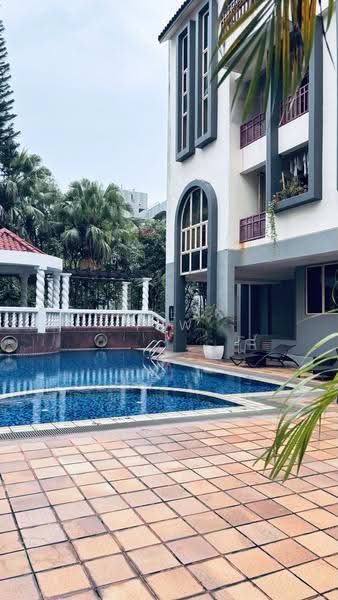 Villa Azura, 1 Cherry Avenue, Tanglin / Holland / Bukit Timah, Room Rental, 200 sqft, Condominium For Rent, by Evelyn Yew, 500289339 - Exterior - PropertyGuru.com.sg
