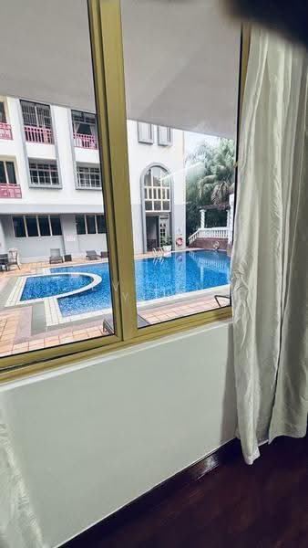 Villa Azura, 1 Cherry Avenue, Tanglin / Holland / Bukit Timah, Room Rental, 200 sqft, Condominium For Rent, by Evelyn Yew, 500289339 - Exterior - PropertyGuru.com.sg