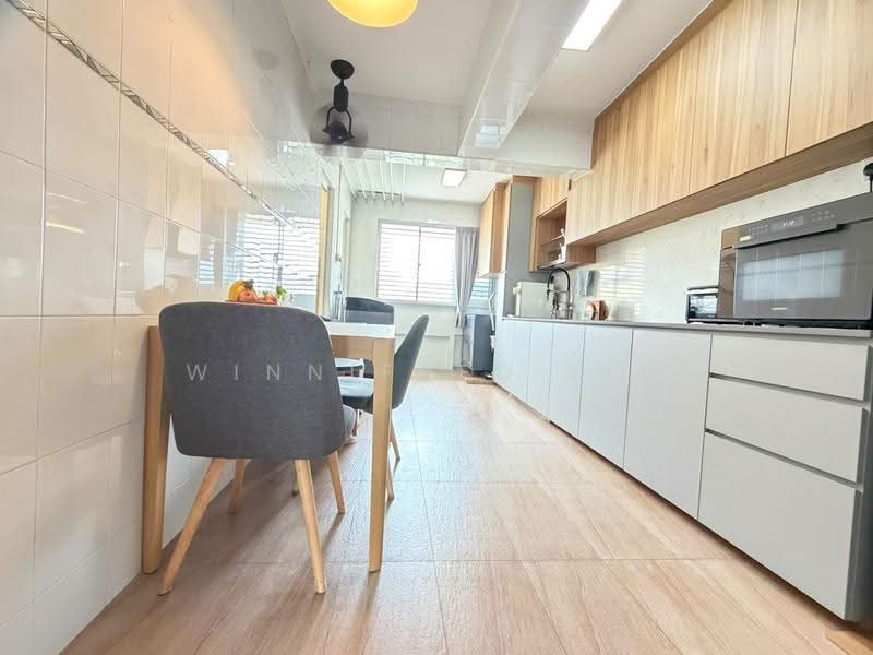 1 Saint George's Road, 1 Saint George's Road, Balestier / Toa Payoh, 3 Bedrooms, 893 sqft, HDB Flat For Sale, by Winnifred Lim, 500289340 - Kitchen - PropertyGuru.com.sg