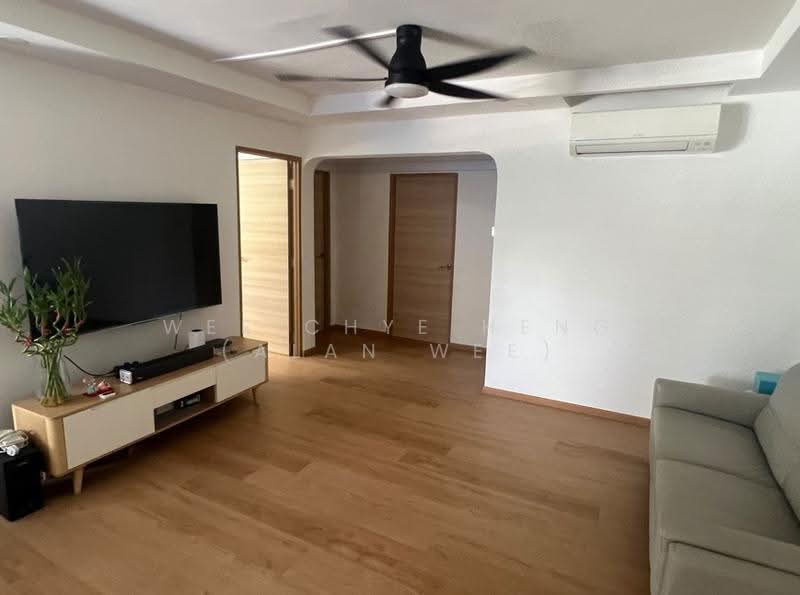 113 Bukit Batok West Avenue 6, 113 Bukit Batok West Avenue 6, Dairy Farm / Bukit Panjang / Choa Chu Kang, Room Rental, 150 sqft, HDB Flat For Rent, by Wee Chye Heng (Alan Wee), 500289348 - Living Room - PropertyGuru.com.sg