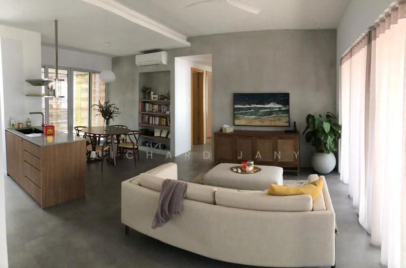 The Regency at Tiong Bahru, 38 Chay Yan Street, Alexandra / Commonwealth, 3 Bedrooms, 1,281 sqft, Condominium For Sale, by Richard Jany, 500289355 - Living Room - PropertyGuru.com.sg