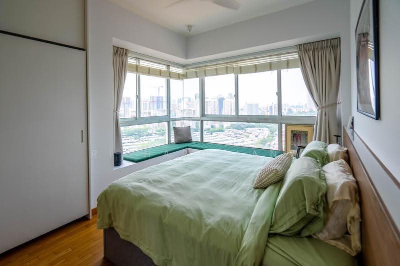 The Regency at Tiong Bahru, 38 Chay Yan Street, Alexandra / Commonwealth, 3 Bedrooms, 1,281 sqft, Condominium For Sale, by Richard Jany, 500289355 - Bedroom - PropertyGuru.com.sg