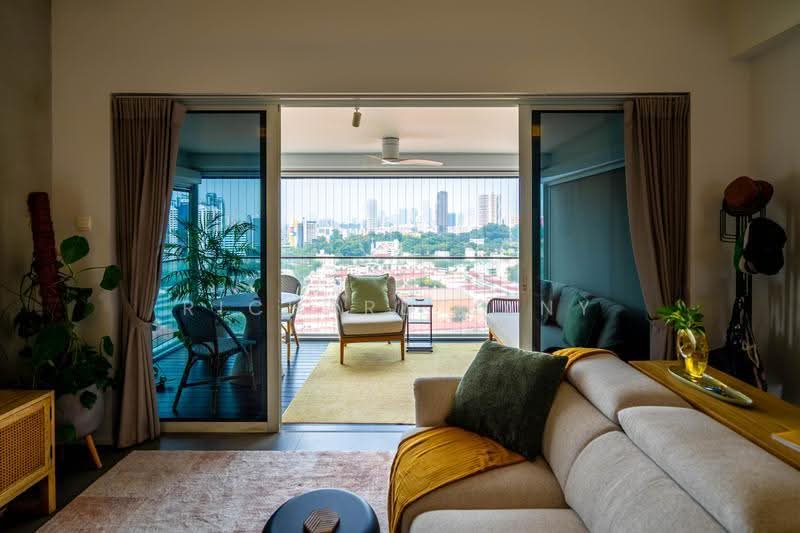 The Regency at Tiong Bahru, 38 Chay Yan Street, Alexandra / Commonwealth, 3 Bedrooms, 1,281 sqft, Condominium For Sale, by Richard Jany, 500289355 - Balcony - PropertyGuru.com.sg