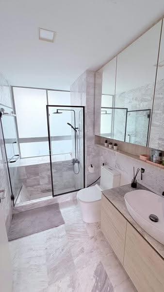 Zenith @ Zion, 60 Zion Road, Tanglin / Holland / Bukit Timah, 2 Bedrooms, 743 sqft, Apartment For Sale, by Jose Loh Zhenhao, 500289363 - Bathroom - PropertyGuru.com.sg