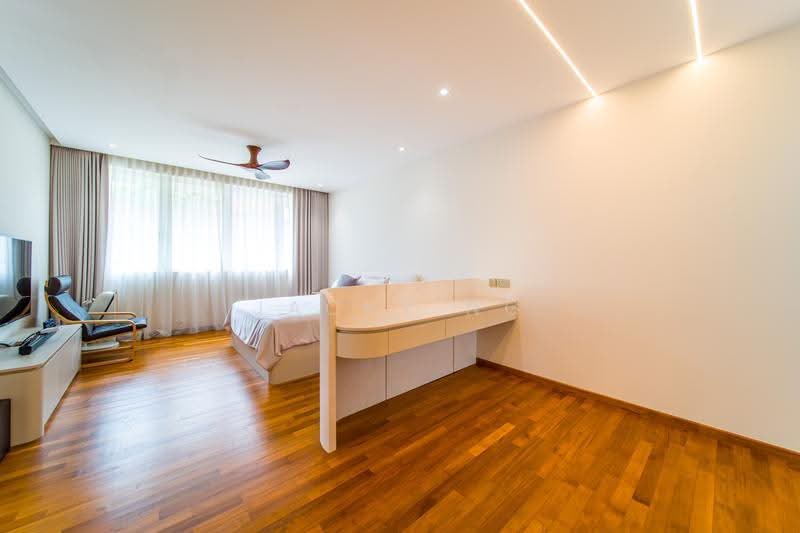 Freehold Semi-D in Bayshore, Sennett Drive, Bedok / Upper East Coast, 5 Bedrooms, 6,000 sqft, Semi-Detached House For Sale, by Jacky Ng, 500289367 - Bedroom - PropertyGuru.com.sg